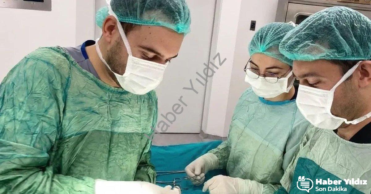 "Şuhut Devlet Hastanesi'nde Modern Cerrahi: Başarılı Fıtık Ameliyatı" başlıklı haber için fotorealis